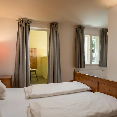 Haus By Alpine Host Helpers Apartman