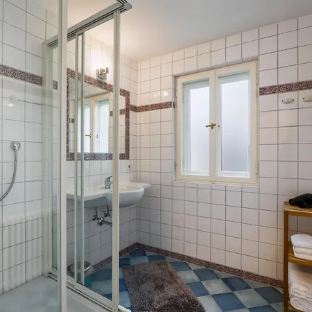 Haus By Alpine Host Helpers Apartman *
