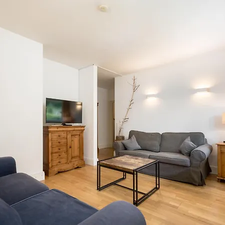 Haus By Alpine Host Helpers شقة *